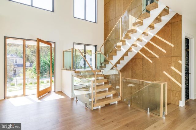 6605 LYBROOK CT, Bethesda, MD 20817