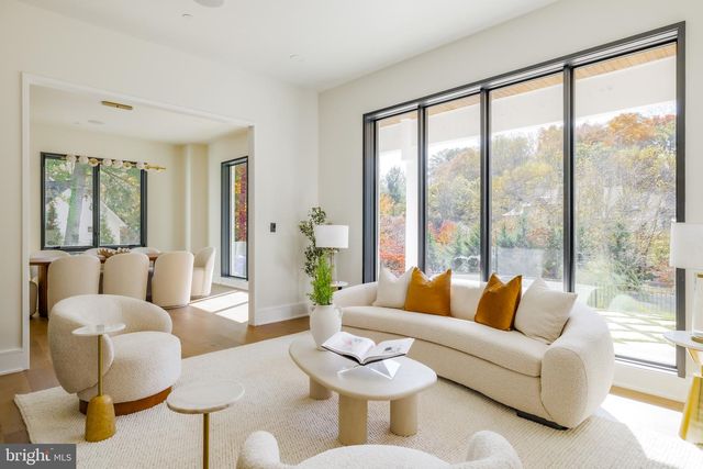 6605 LYBROOK CT, Bethesda, MD 20817