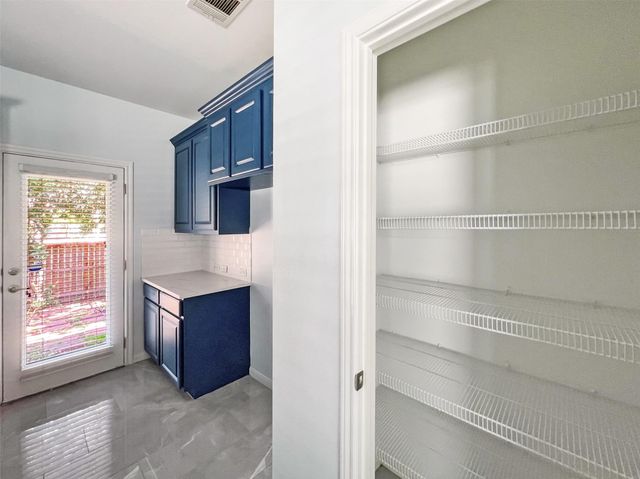 3917 BRONCO BEND LOOP, Austin, TX 78744