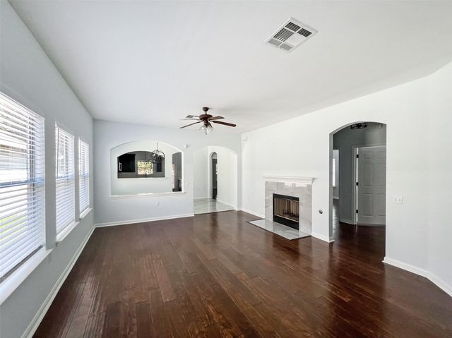 3917 BRONCO BEND LOOP, Austin, TX 78744