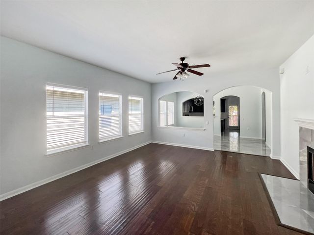3917 BRONCO BEND LOOP, Austin, TX 78744