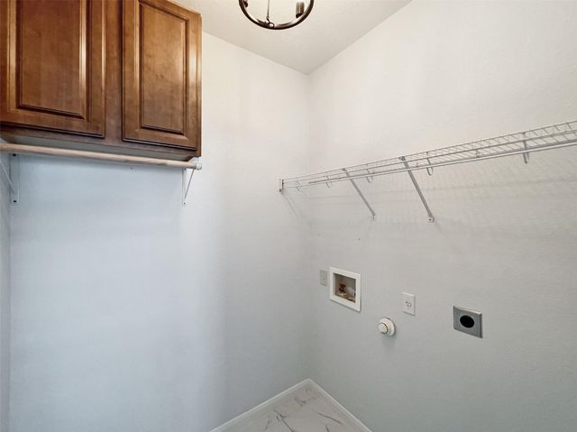 3917 BRONCO BEND LOOP, Austin, TX 78744