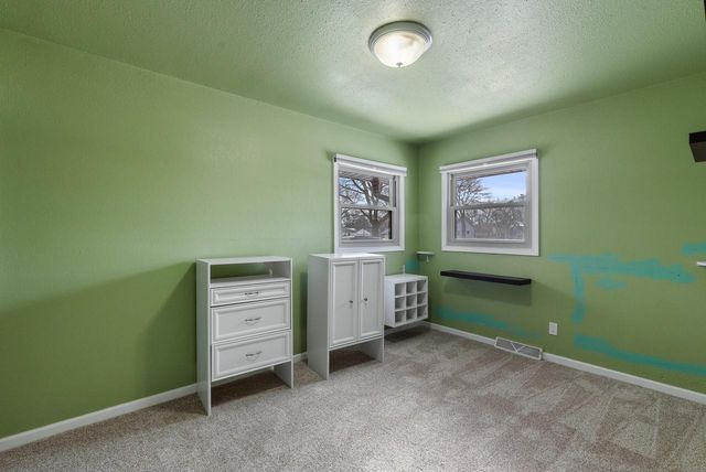 7200 W Grantosa DRIVE, Milwaukee, WI 53218