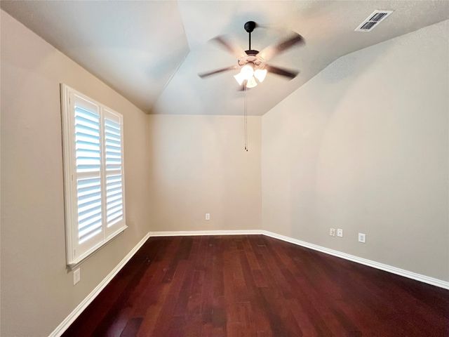 505 Maverick Drive, Lake Dallas, TX 75065