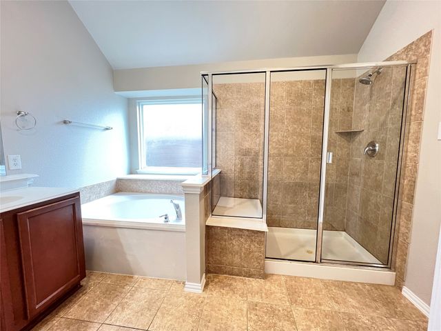 505 Maverick Drive, Lake Dallas, TX 75065