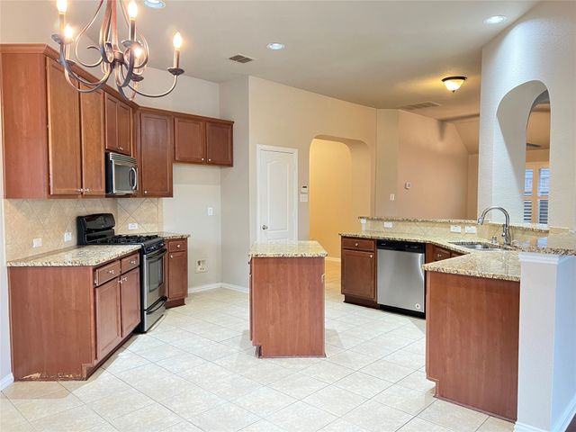 505 Maverick Drive, Lake Dallas, TX 75065