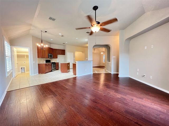 505 Maverick Drive, Lake Dallas, TX 75065