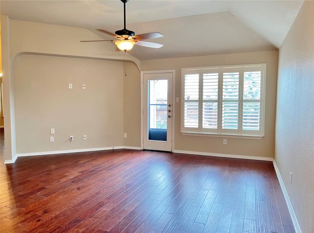 505 Maverick Drive, Lake Dallas, TX 75065