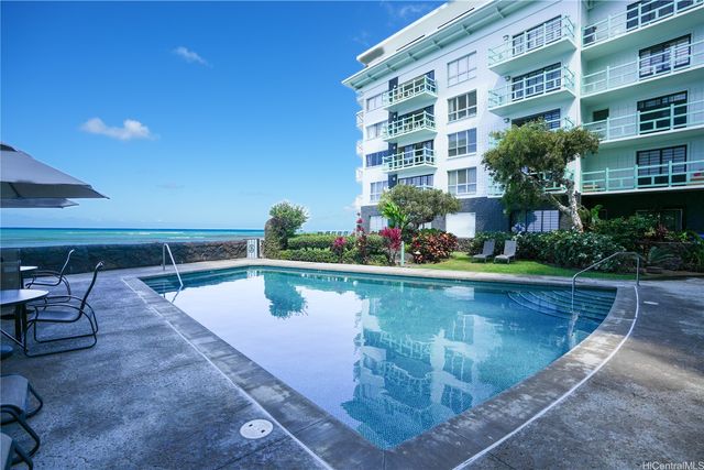 2957 Kalakaua Avenue 306, Honolulu, HI 96815