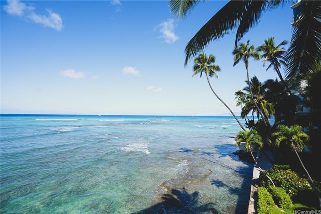2957 Kalakaua Avenue 306, Honolulu, HI 96815