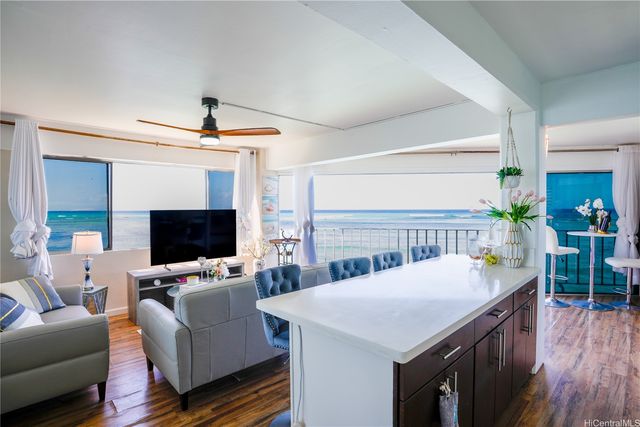 2957 Kalakaua Avenue 306, Honolulu, HI 96815