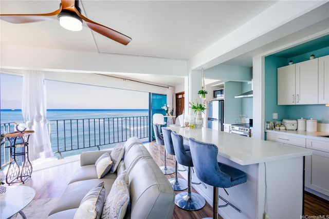 2957 Kalakaua Avenue 306, Honolulu, HI 96815