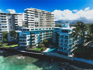 2957 Kalakaua Avenue 306, Honolulu, HI 96815