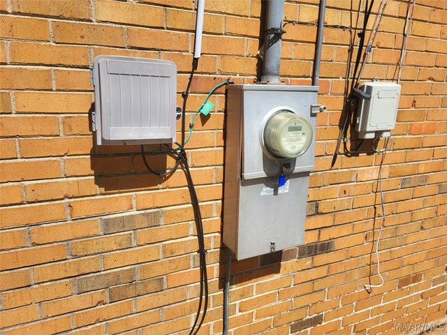 211 Dyas Drive, Montgomery, AL 36110