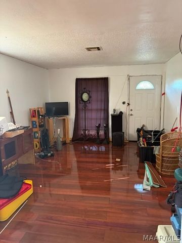 211 Dyas Drive, Montgomery, AL 36110