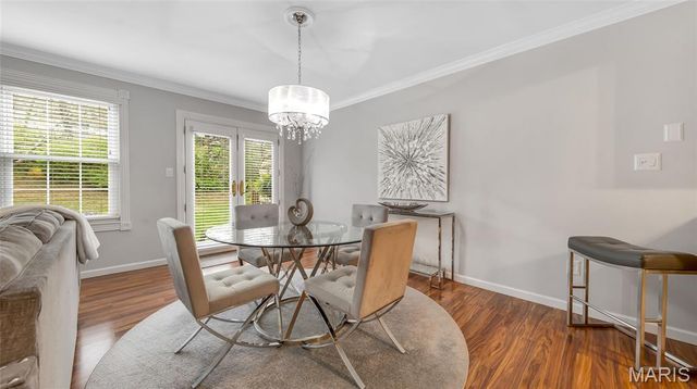 3105 Autumn Shores Drive, Maryland Heights, MO 63043