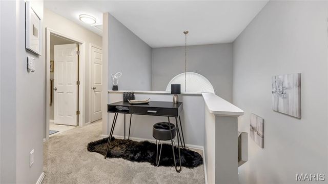 3105 Autumn Shores Drive, Maryland Heights, MO 63043