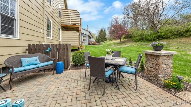 3105 Autumn Shores Drive, Maryland Heights, MO 63043