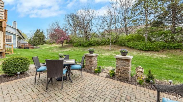 3105 Autumn Shores Drive, Maryland Heights, MO 63043