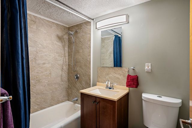 21 Margin St 34, Lynn, MA 01905