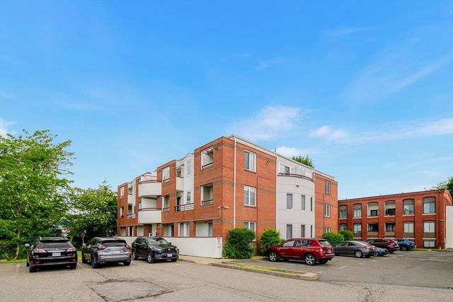 21 Margin St 34, Lynn, MA 01905