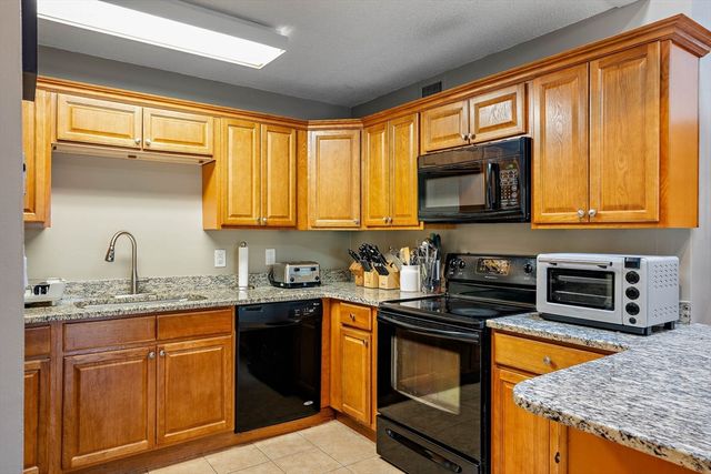 21 Margin St 34, Lynn, MA 01905