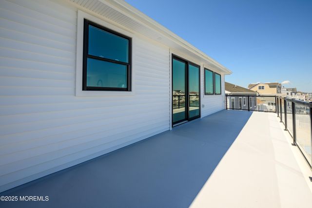 39 Weaver Drive, Beach Haven West, NJ 08050