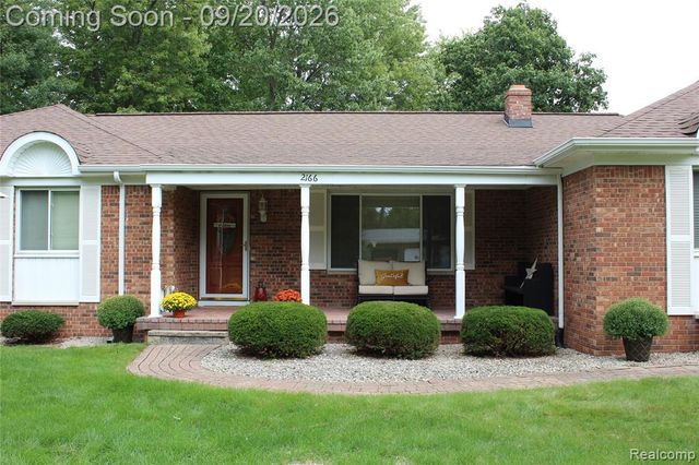 2166 Belle Meade Drive, Davison, MI 48423
