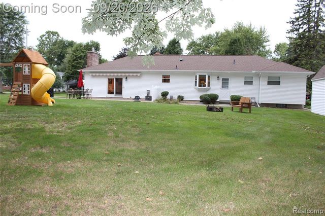 2166 Belle Meade Drive, Davison, MI 48423
