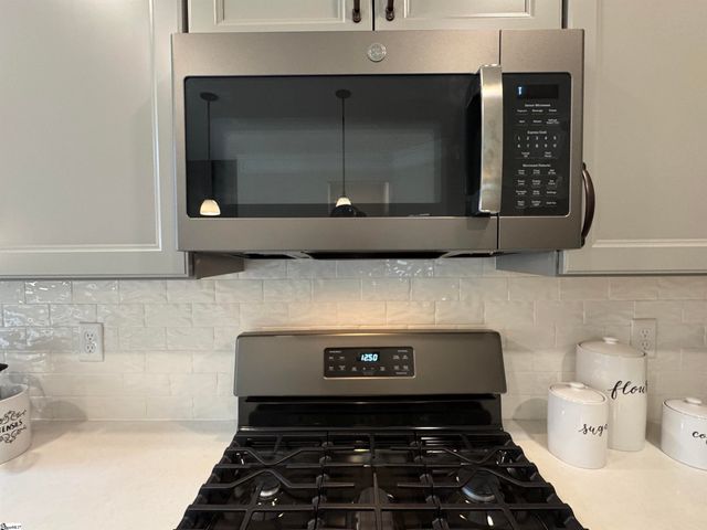 100 Muir Way, Piedmont, SC 29673