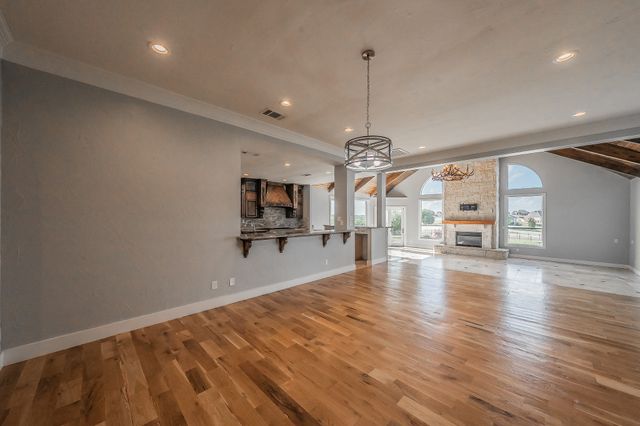 113 Club House Drive, Weatherford, TX 76087