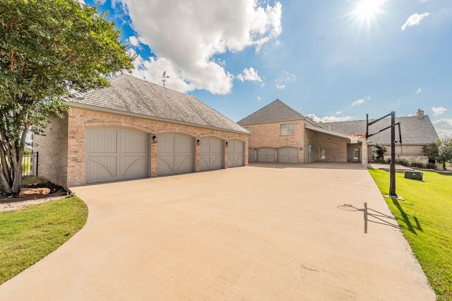 113 Club House Drive, Weatherford, TX 76087
