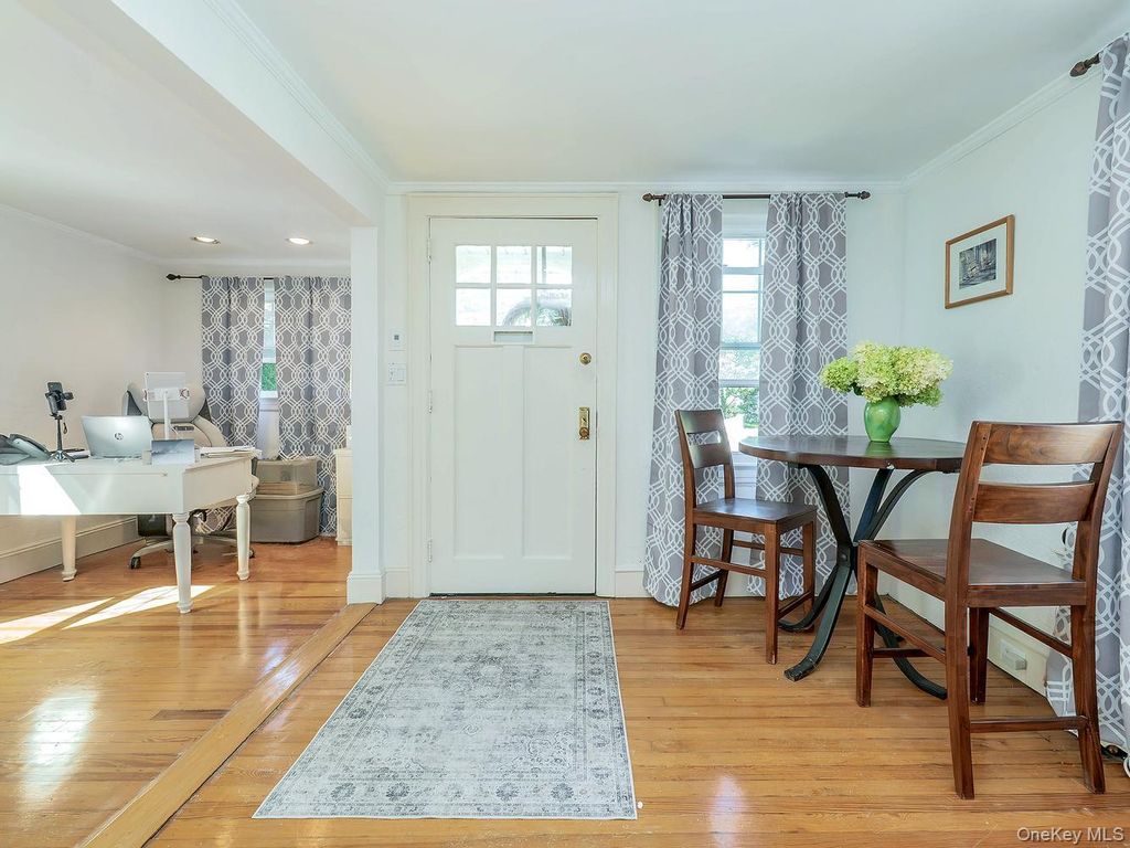 57 Irma Avenue, Port Washington, NY 11050 — photo 3