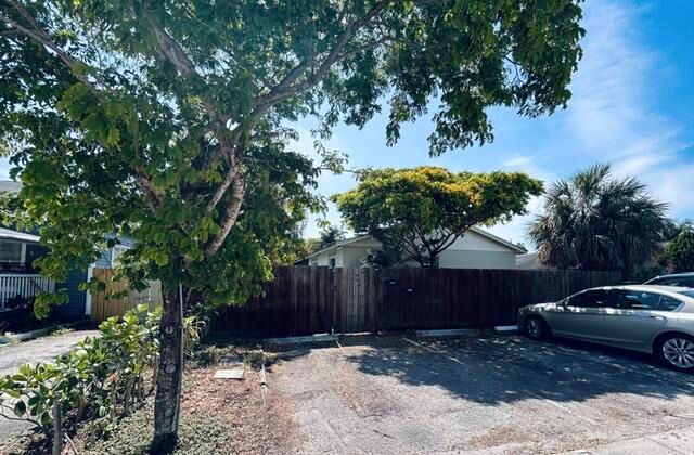 1534 NE 3rd Avenue, Fort Lauderdale, FL 33304