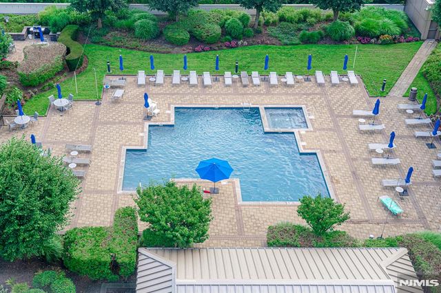 8100 River Road 908, North Bergen, NJ 07047