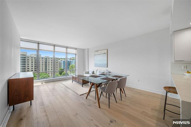 8100 River Road 908, North Bergen, NJ 07047