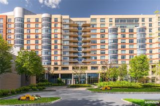 8100 River Road 908, North Bergen, NJ 07047