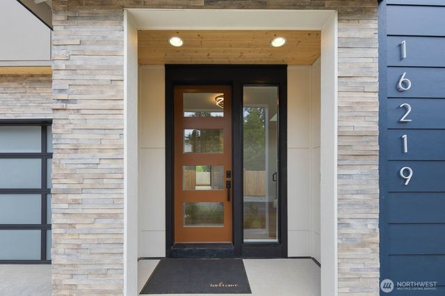 16219 Simonds Road NE, Kenmore, WA 98028
