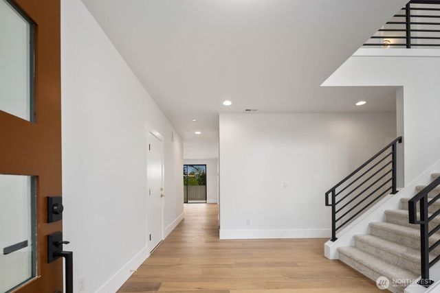16219 Simonds Road NE, Kenmore, WA 98028