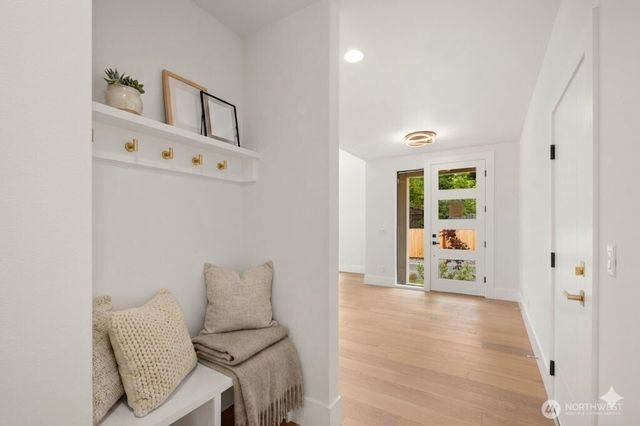 16219 Simonds Road NE, Kenmore, WA 98028
