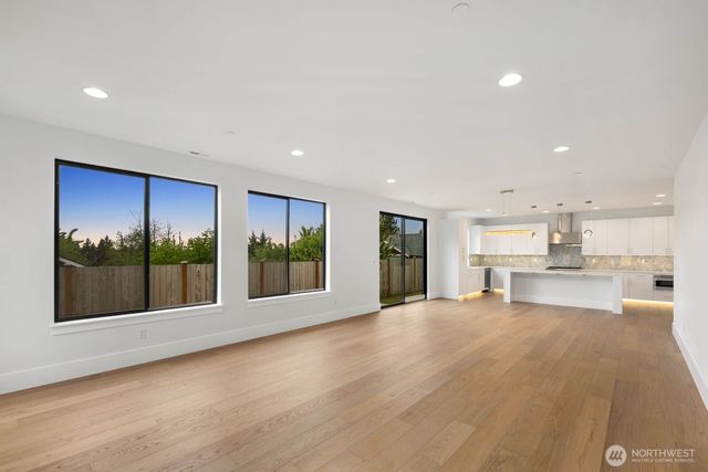 16219 Simonds Road NE, Kenmore, WA 98028