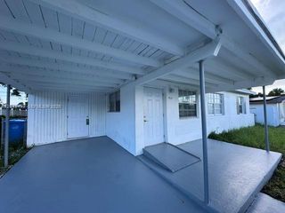 4221 SW 39th Street, West Park, FL 33023