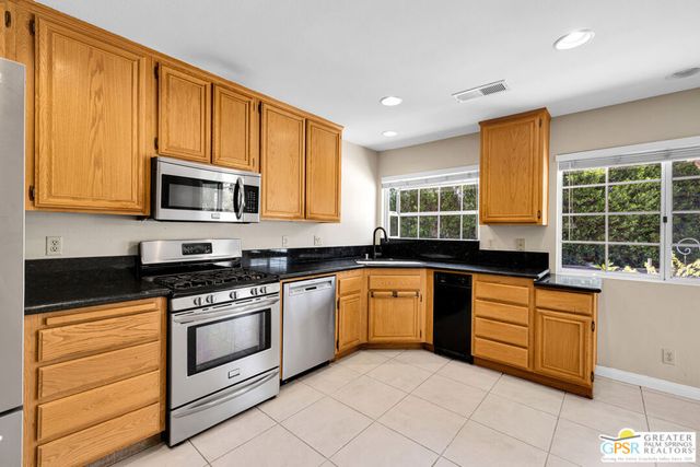 36419 Las Begonias, Cathedral City, CA 92234
