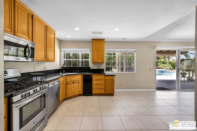 36419 Las Begonias, Cathedral City, CA 92234