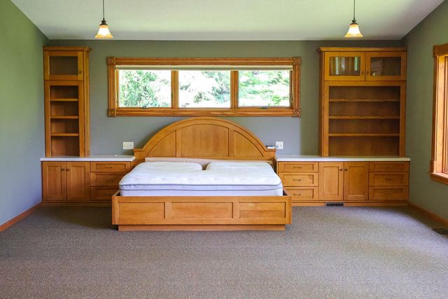6697 Warren Woods Road, Three Oaks, MI 49128
