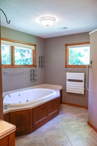 6697 Warren Woods Road, Three Oaks, MI 49128