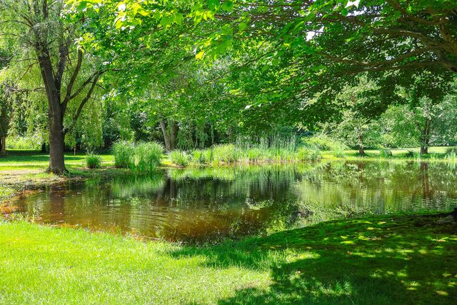 6697 Warren Woods Road, Three Oaks, MI 49128