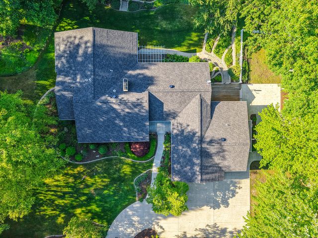 6697 Warren Woods Road, Three Oaks, MI 49128