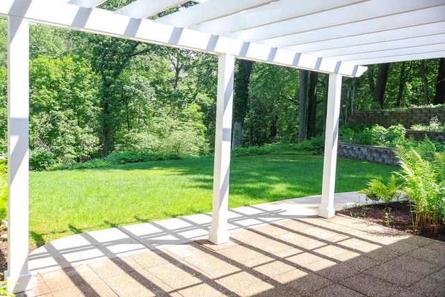 6697 Warren Woods Road, Three Oaks, MI 49128