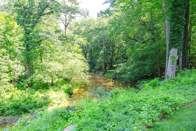 6697 Warren Woods Road, Three Oaks, MI 49128